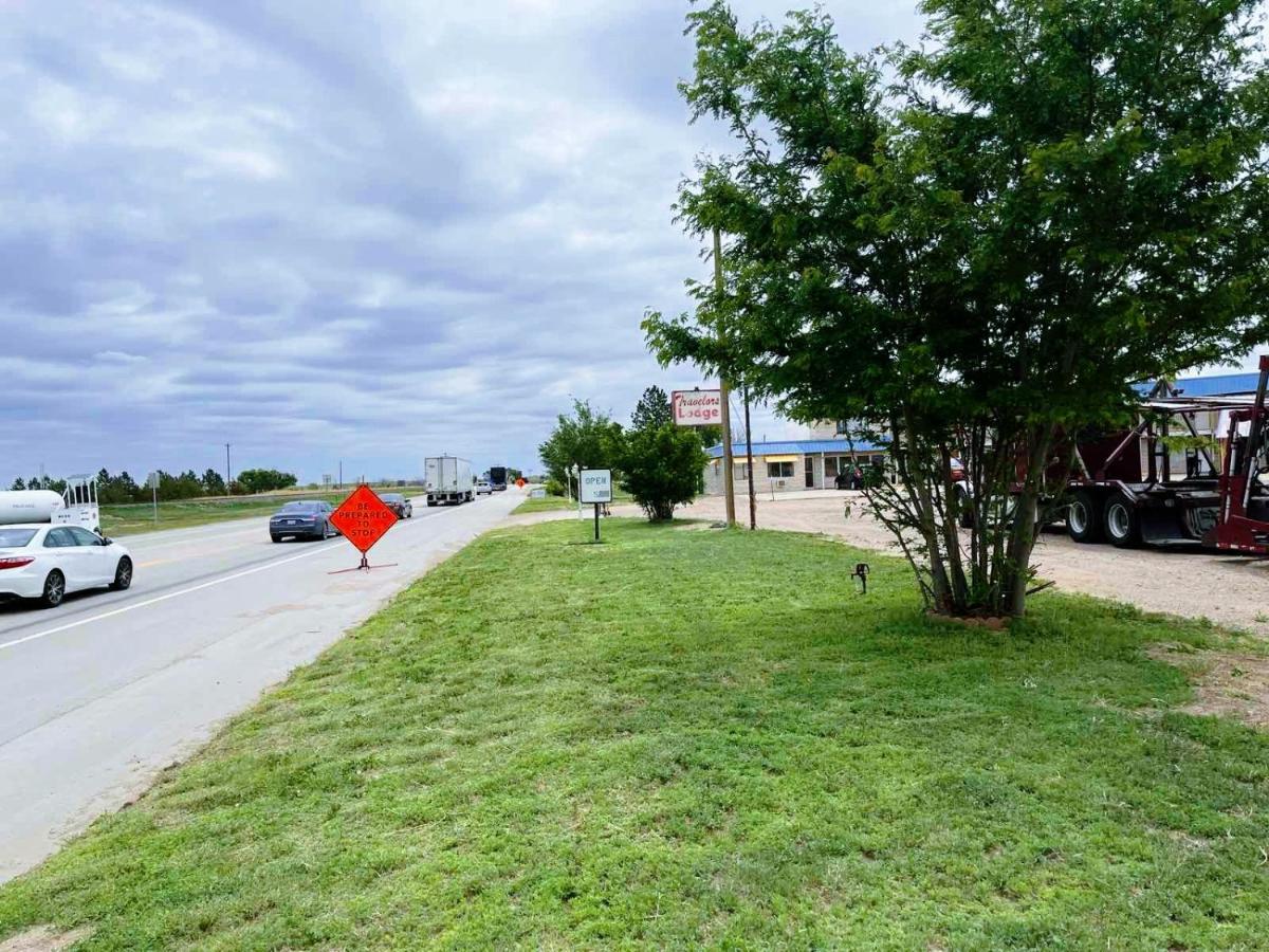 Travelors Lodge Motel & Rv Park Us-287&Us-96 Eads Buitenkant foto