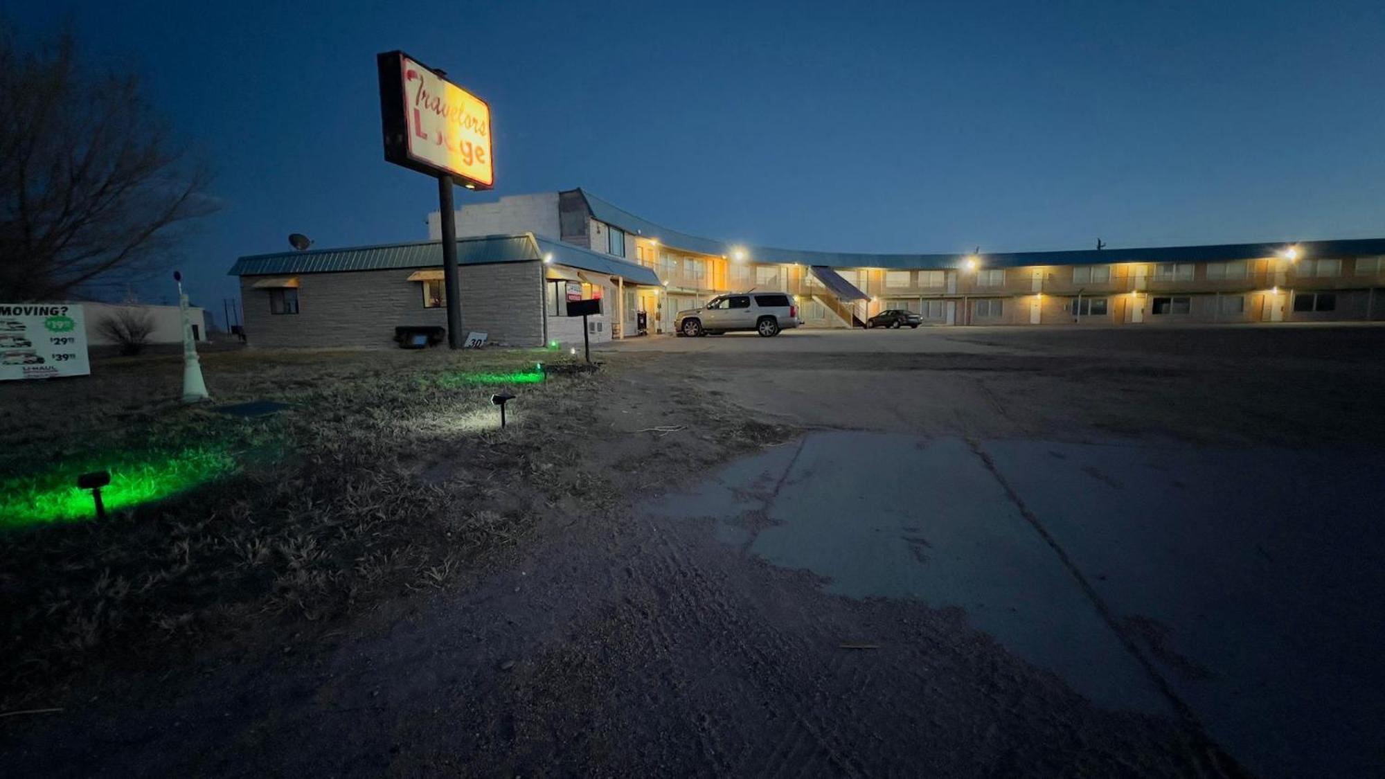 Travelors Lodge Motel & Rv Park Us-287&Us-96 Eads Buitenkant foto