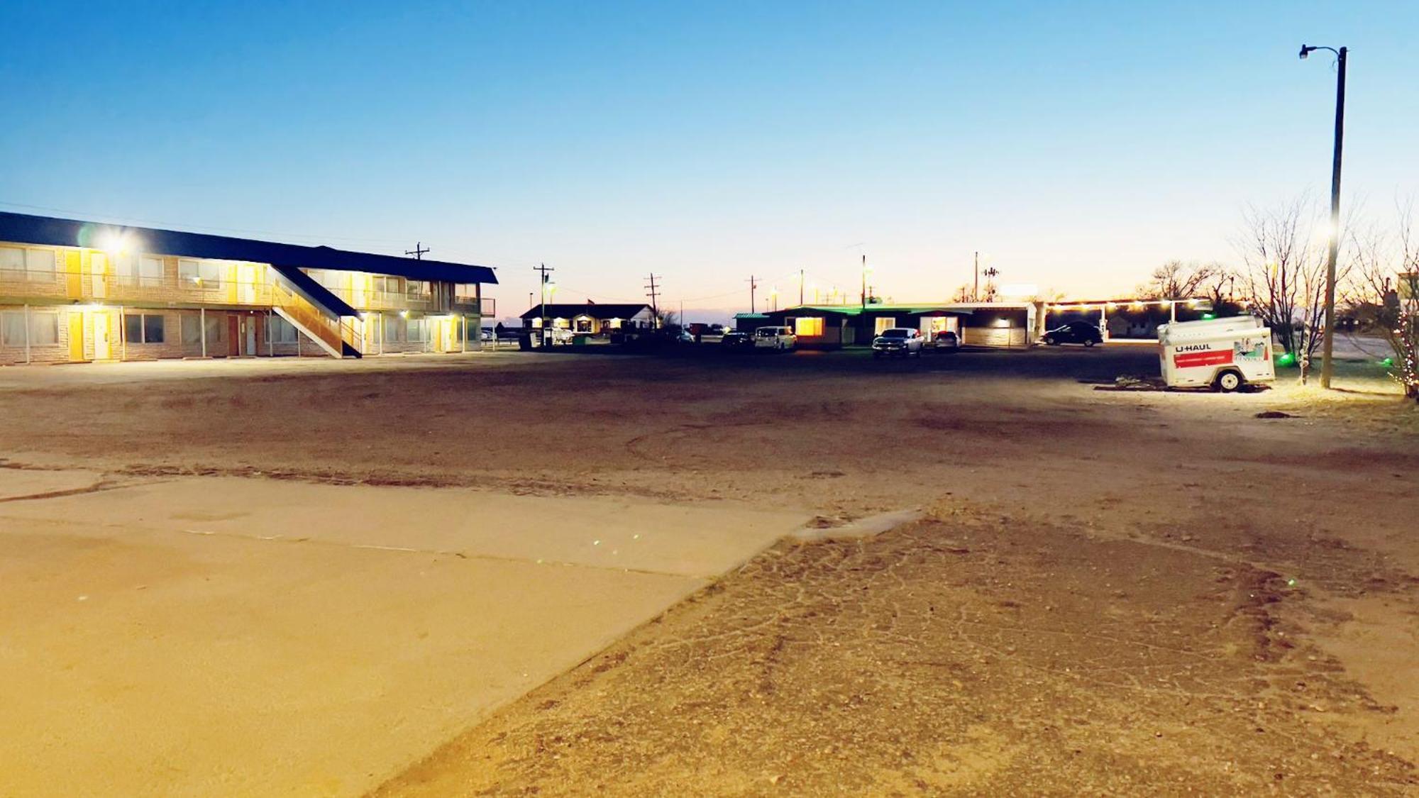 Travelors Lodge Motel & Rv Park Us-287&Us-96 Eads Buitenkant foto