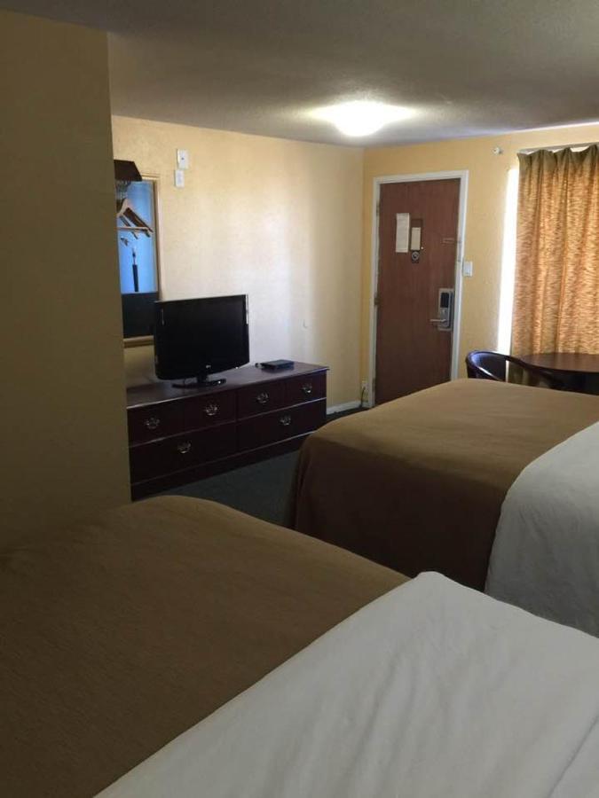 Travelors Lodge Motel & Rv Park Us-287&Us-96 Eads Buitenkant foto